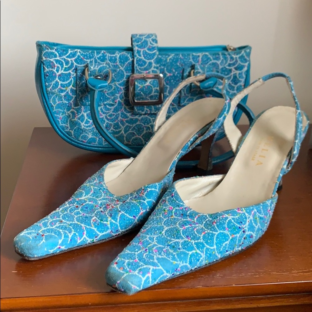 WOMANS SIZE 11 HEELS and matching handbag